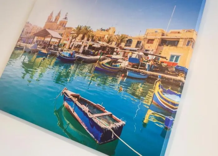 Spacious 2br With Terrace - By Hostmt