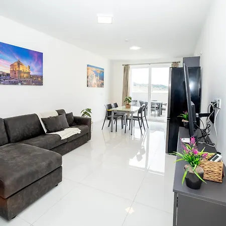 New And Modern In Bugibba, Great Location