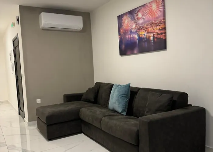 Spacious 2br With Terrace - By Hostmt Apartament *